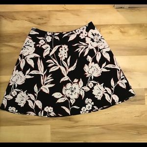 White House Black Market Skirt